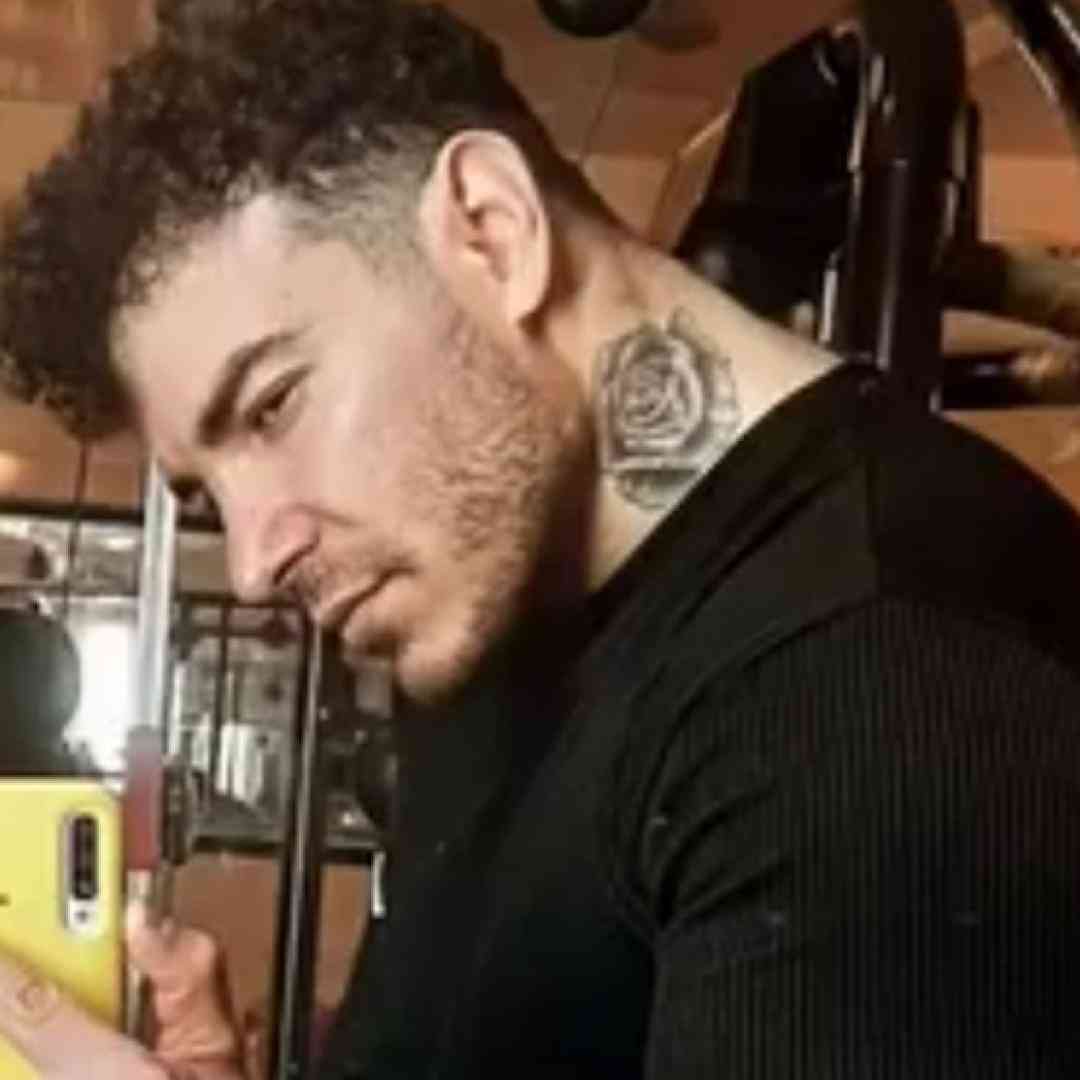 فرهاد فرهادی جور فرمانده جنگیکی بانو قشنگیکی
