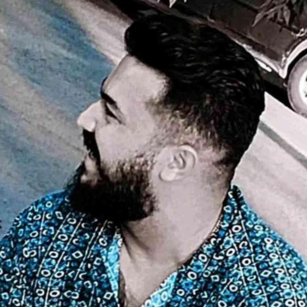 رضا کرمی تارا داخ نامه بان دس خوم