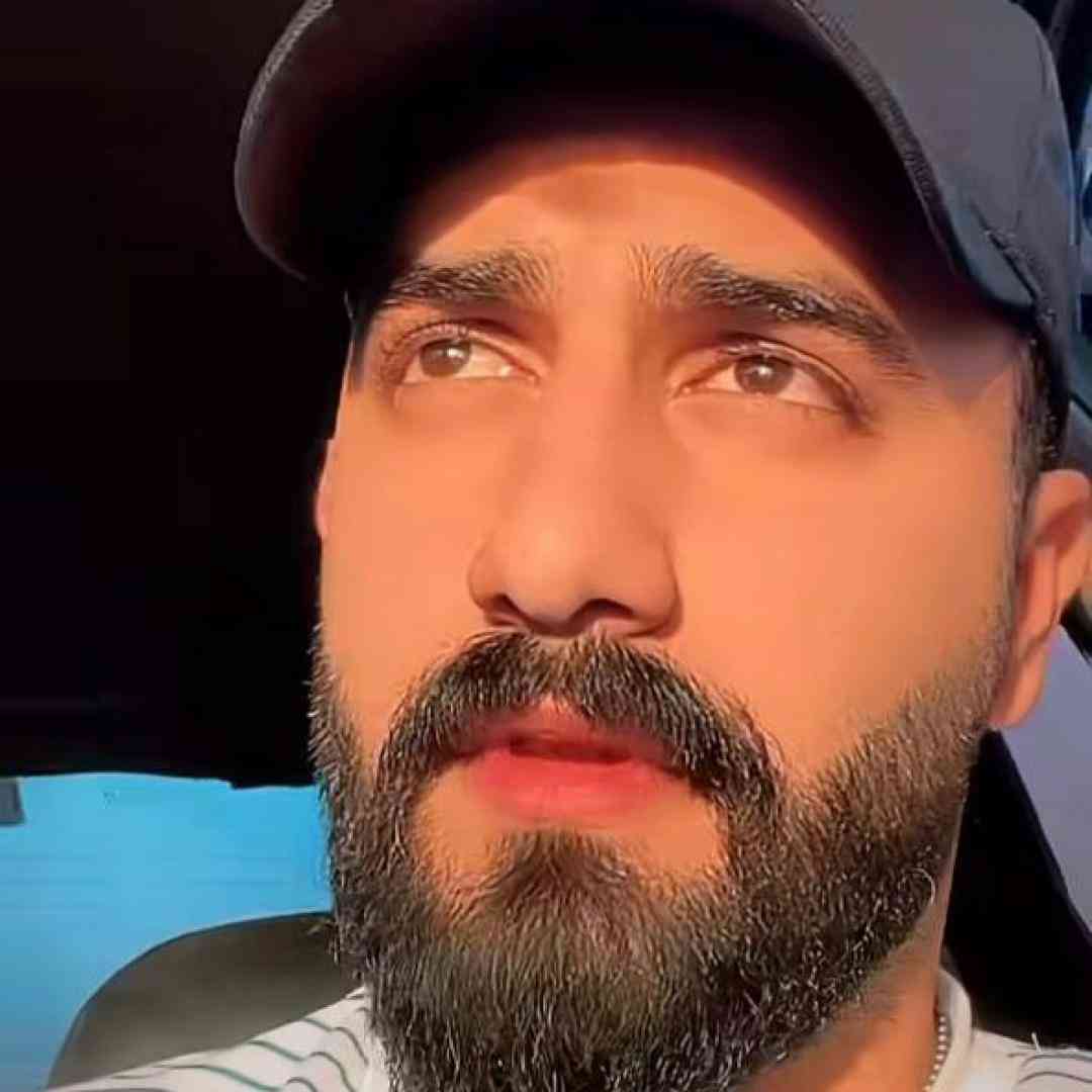 دانلود آهنگ مه و ناو ای بازیه کیش و مات بیم از محمد امیری