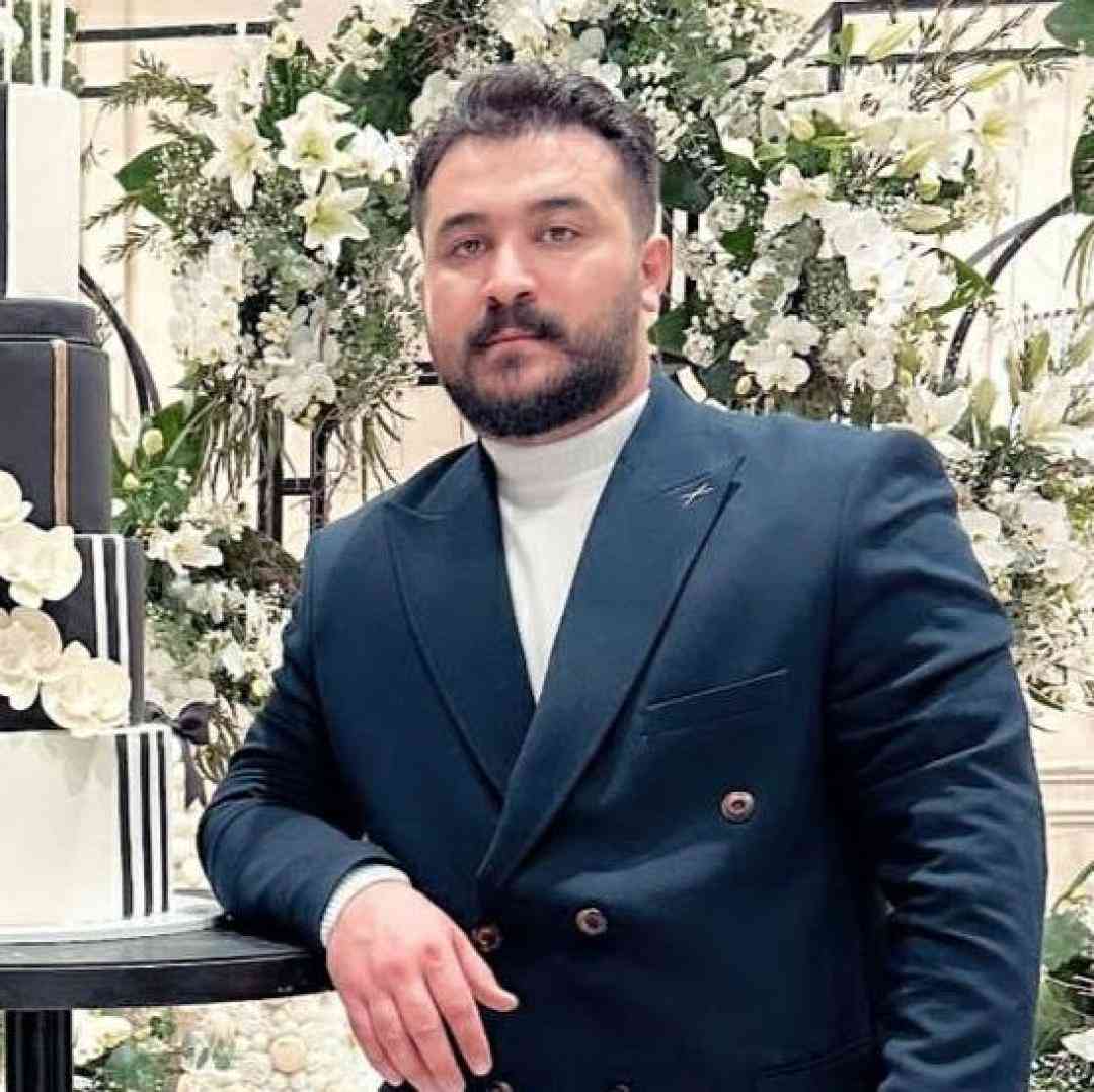 دانلود ریمیکس رضا کرمی تارا به نام عاشقد بیمه بی حد گلارمی فقط خود