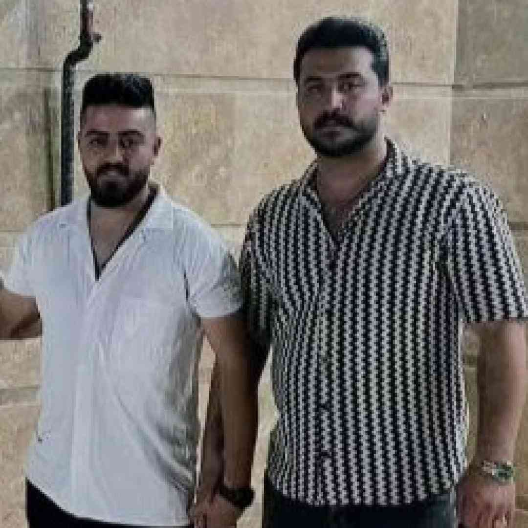 دانلود آهنگ شیرین و زره داری شیتت بیمه قناری از رضا کرمی تارا