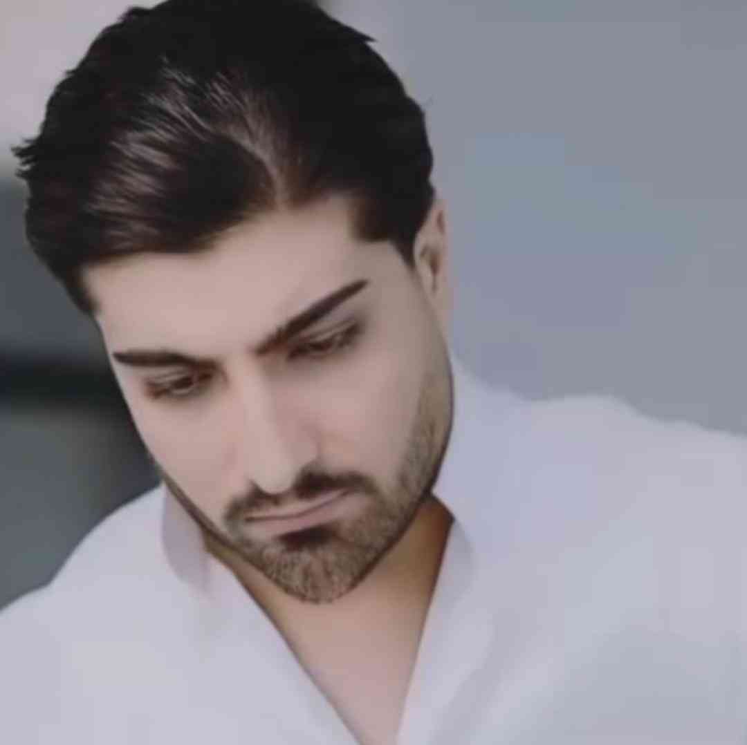 دانلود آهنگ رنگ زلفت شاو یلداس از امیر رمضانی