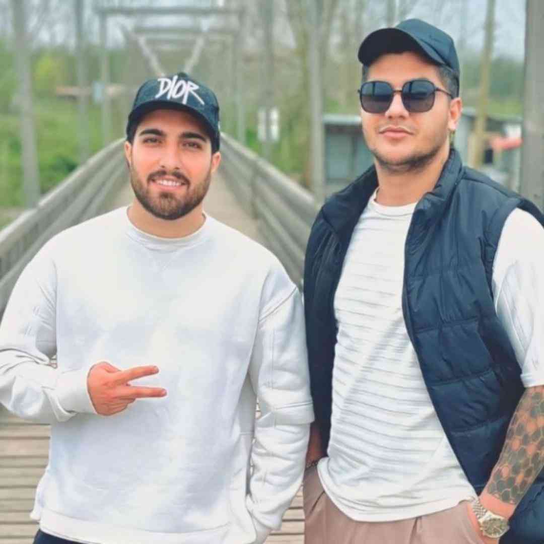 امیر لیام فک کنم طناب دار شده تنها راه چارم