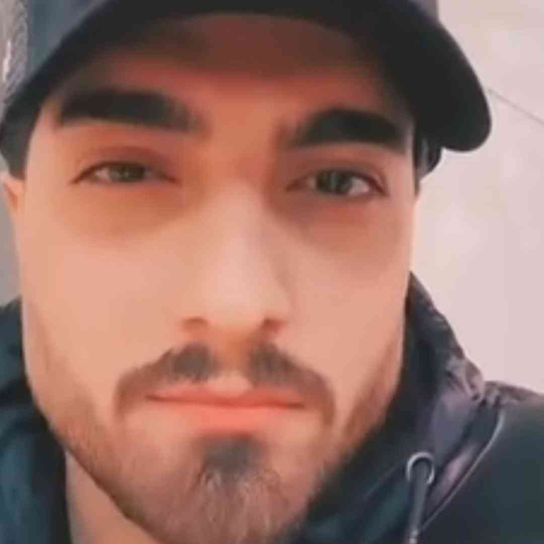 دانلود آهنگ لیلی از امیر لیام