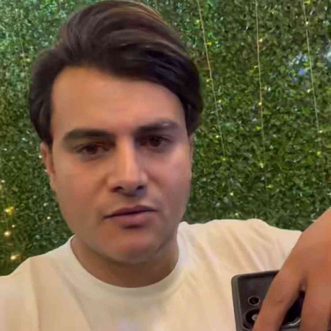 دانلود آهنگ استوریده دیدم خوشگل شدی براش از رامین کرمی