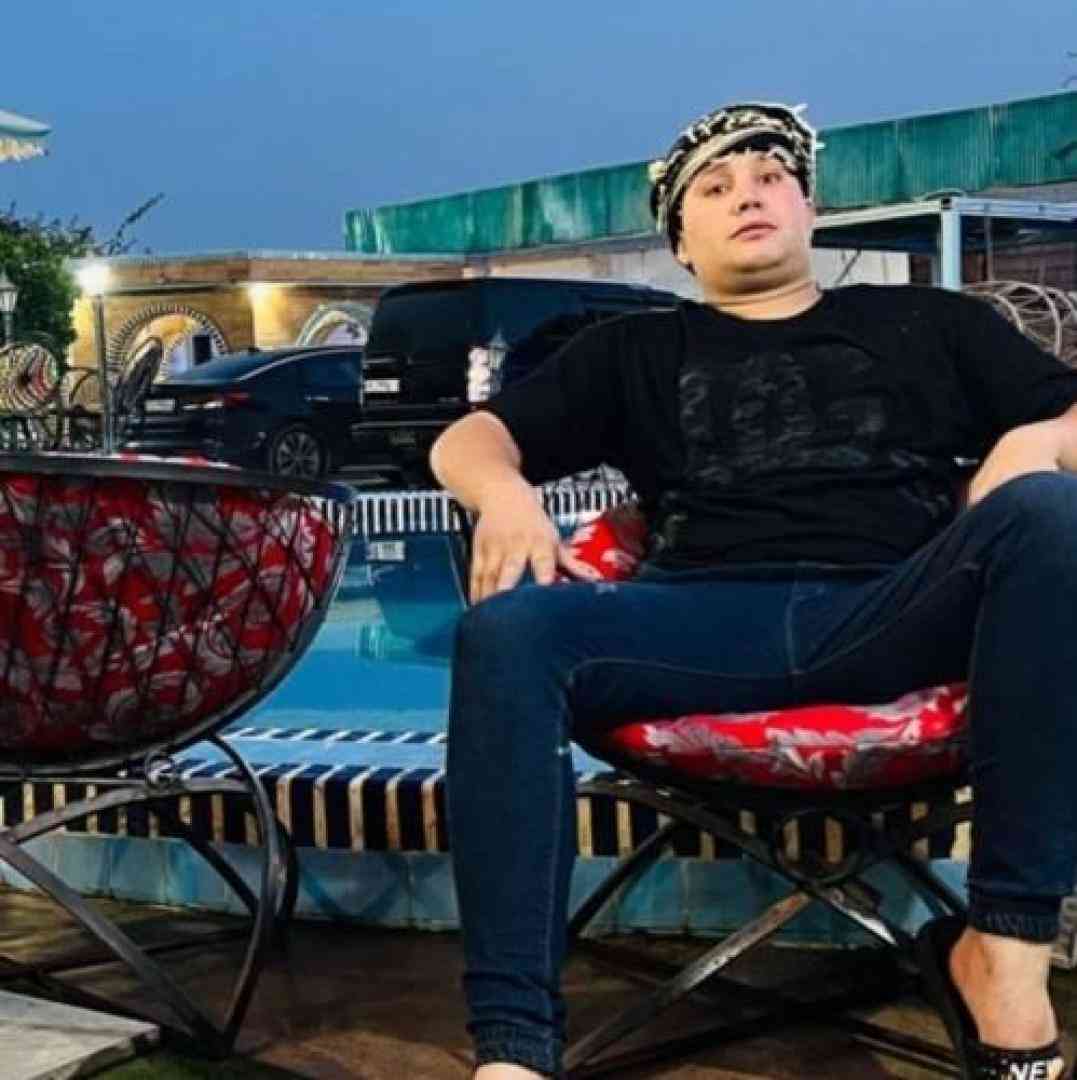علی احمدیانی وقت و بی وقت باران و غم