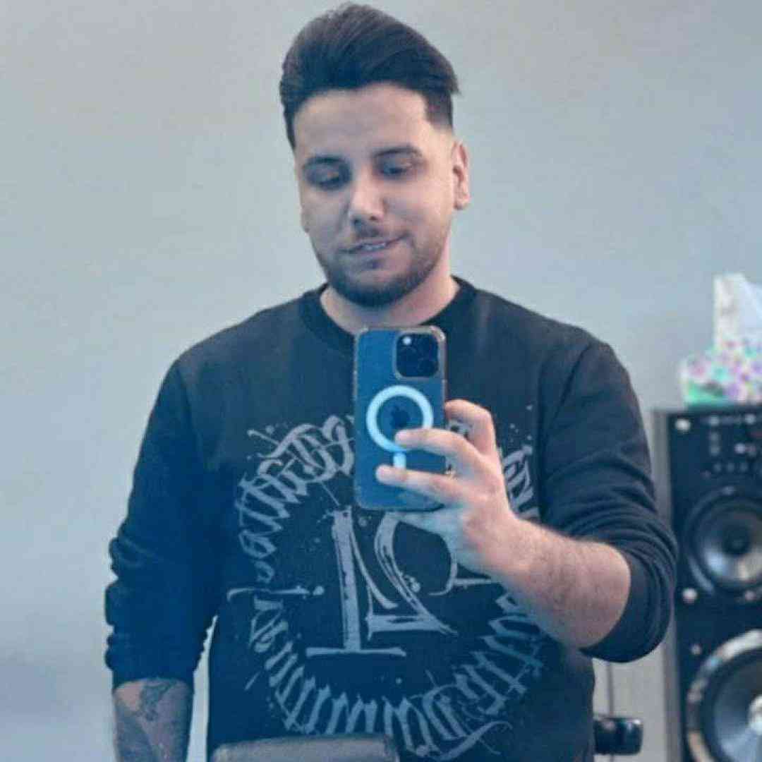 ارشاد هنوزم