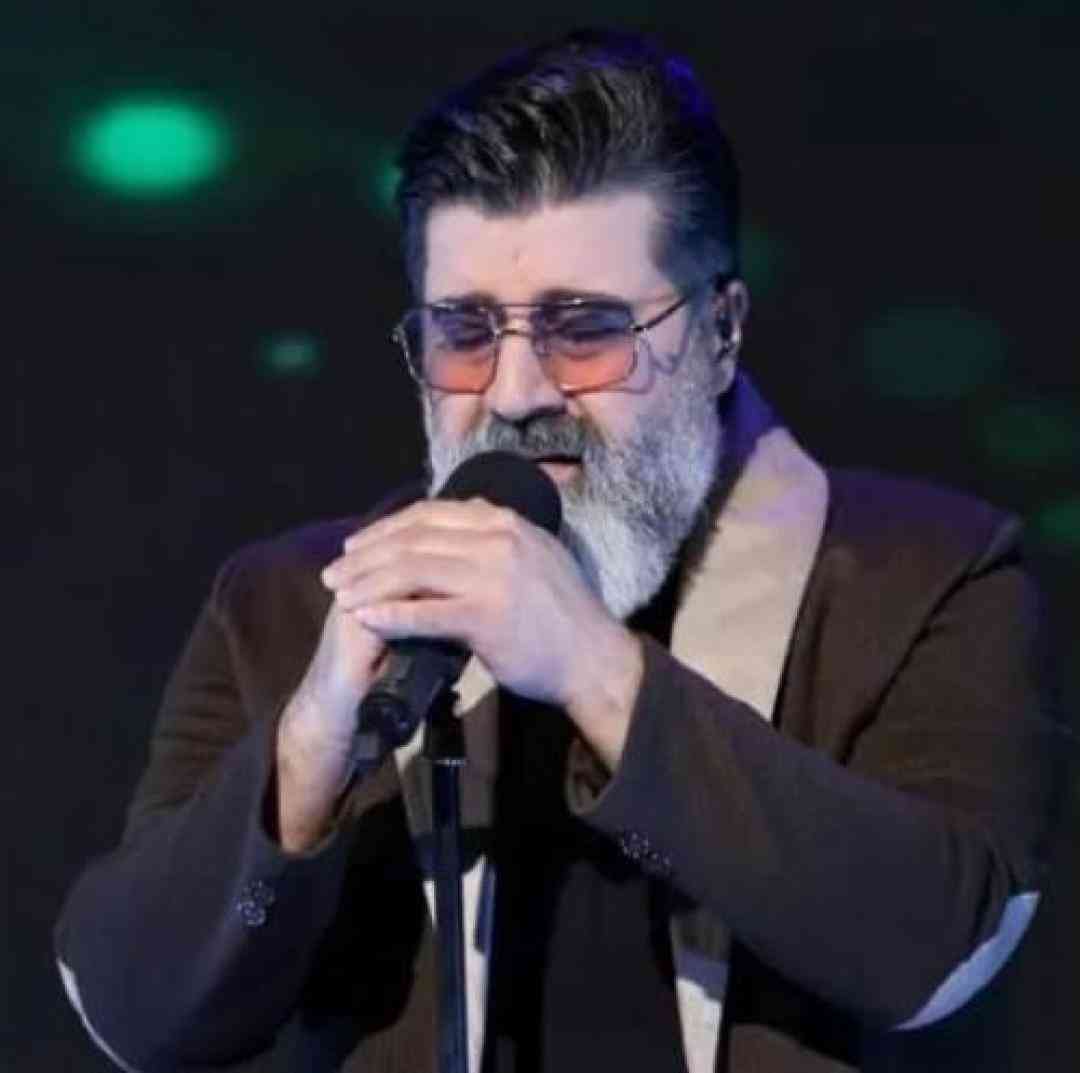مهدی یغمایی چشم آزار