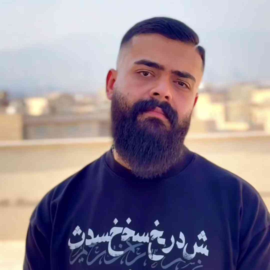 علیراد سرا چند روزه بد تو گوشیه