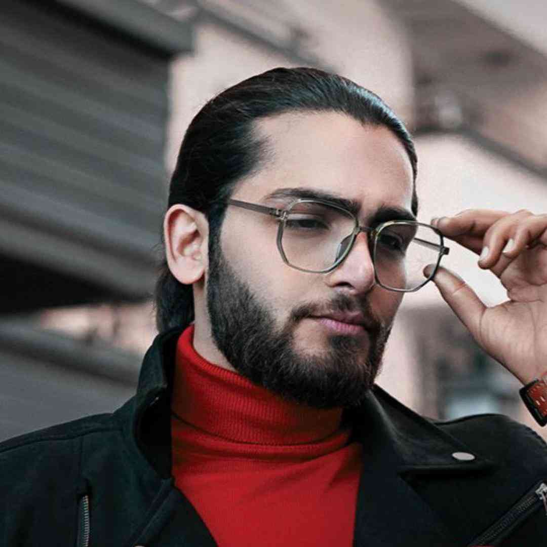 علی علیزاده وقت بوسیدن تو شعر بیاید یا مرگ