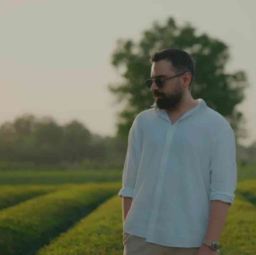 دانلود آهنگ عکس از امیر آیهان
