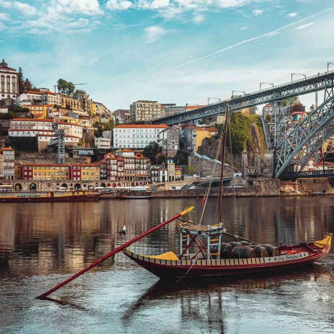 دانلود آهنگ جدید چی میگی به تو چه چی گذشت بم بهم گفتی
