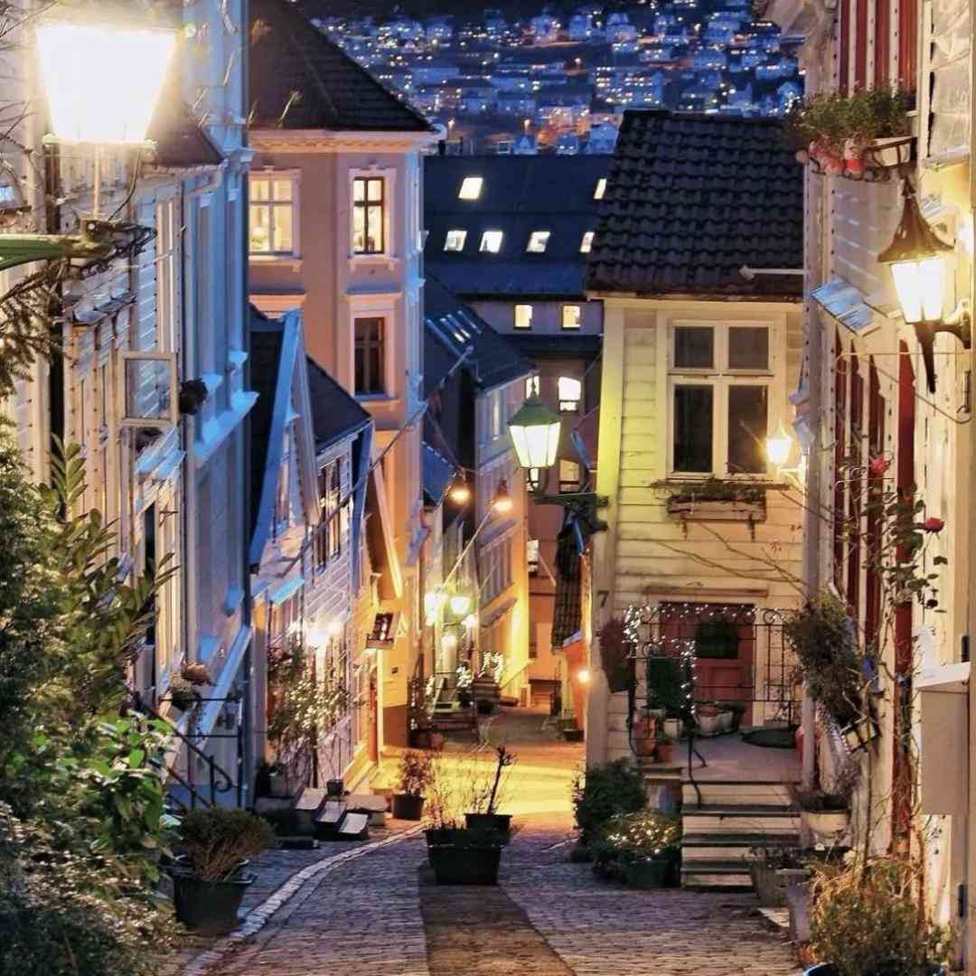  از اینجا تا تو چقدر فاصلس گردن من نبود