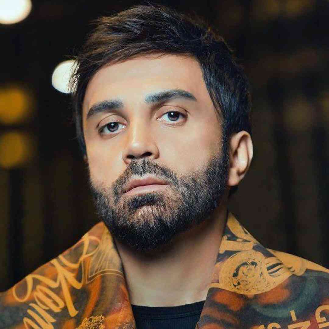 دانلود آهنگ دشمن منه هرکی بخواد پشت سر تو حرفی بزنه از علی لهراسبی
