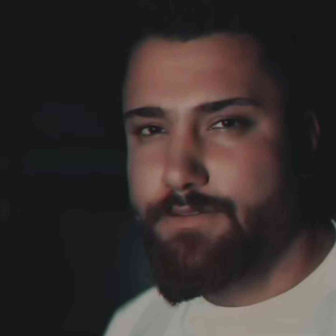 حامد سنجابی چش سیاه