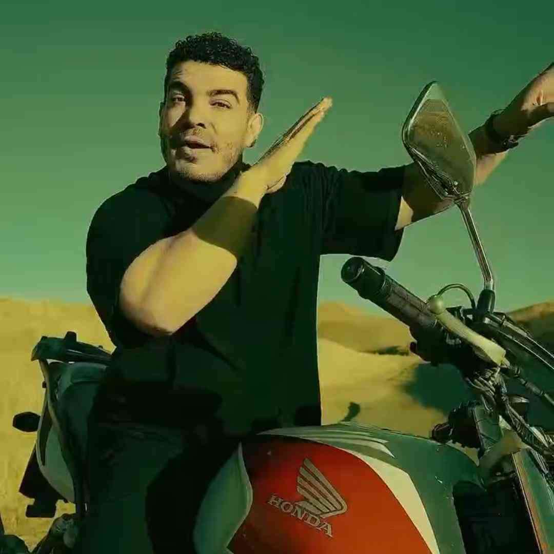 دانلود آهنگ زانی سی بی سوارم ایجور نکه نمارم از فرهاد فرهادی