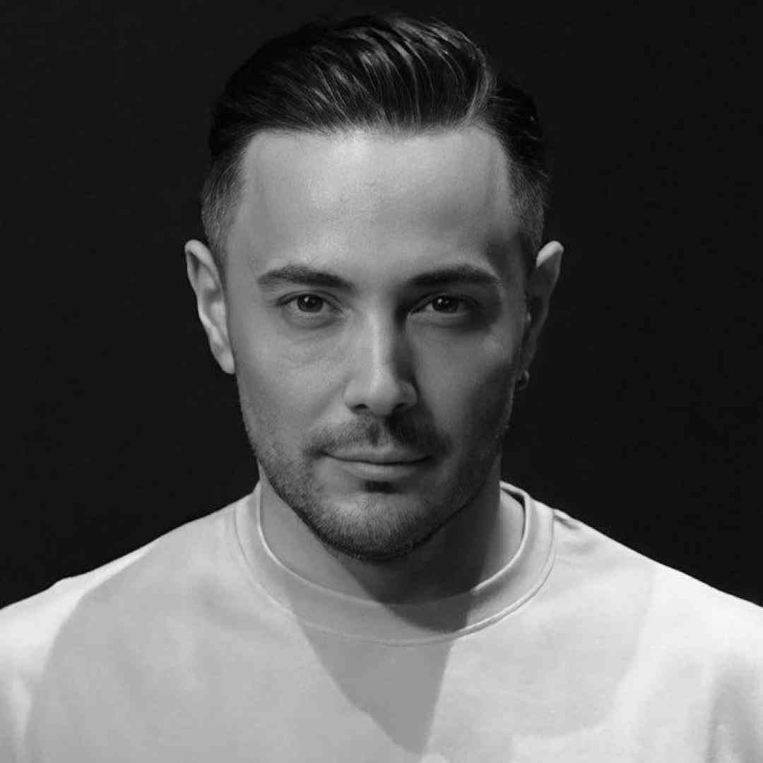 ناصر زینعلی ولی تو مال منی تو پای ثابتمی