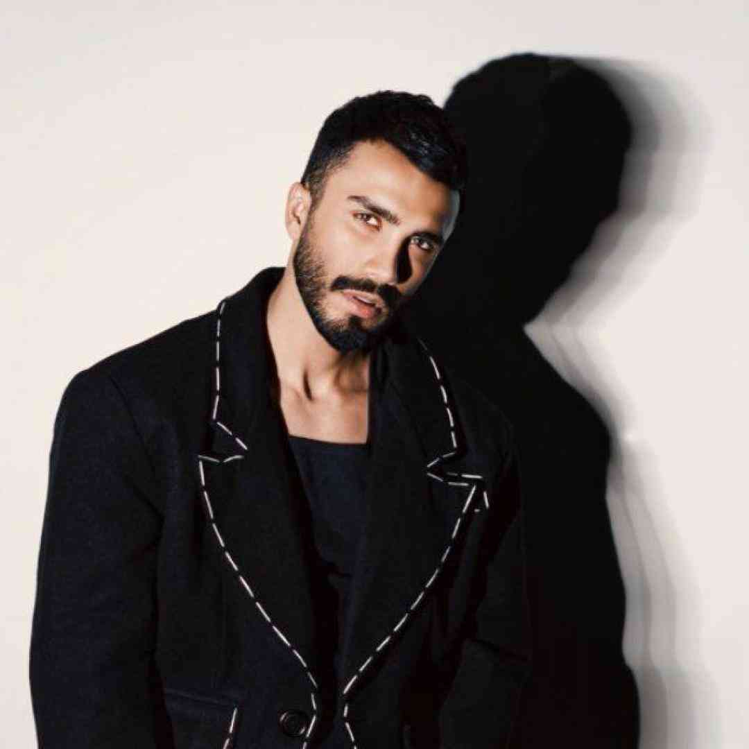 دانلود آهنگ منو نمیشناسه از مهراد جم دانلود آهنگ منو نمیشناسه از مهراد جم