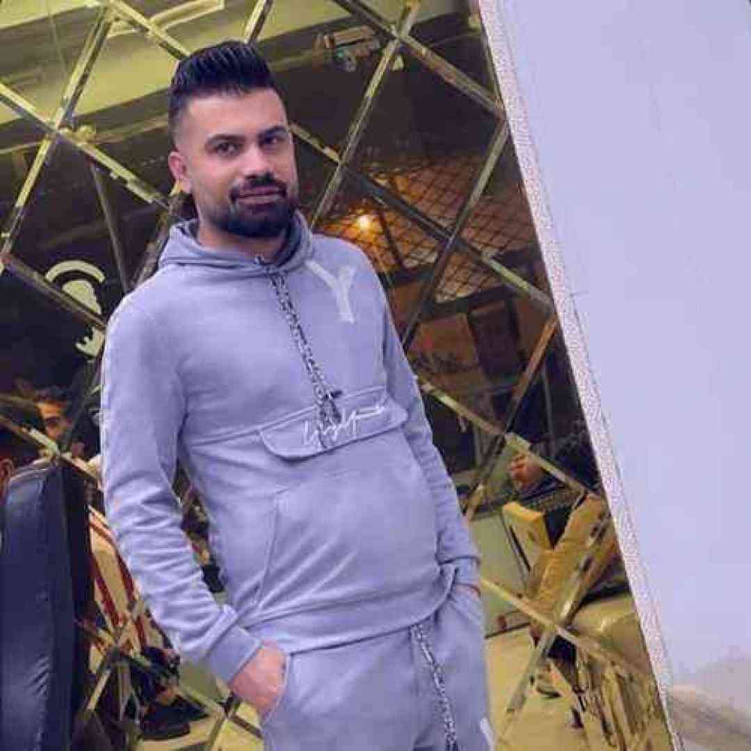 فرهاد جهانگیری تو میدانی چه میکشه بدون تو ای دله داغان