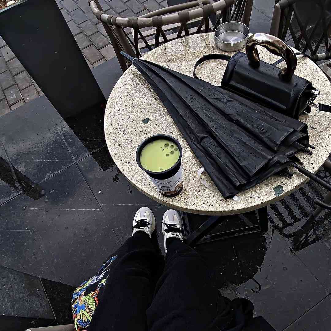 کوروش بیدار شو اوضاع خرابه _ صدای دختر
