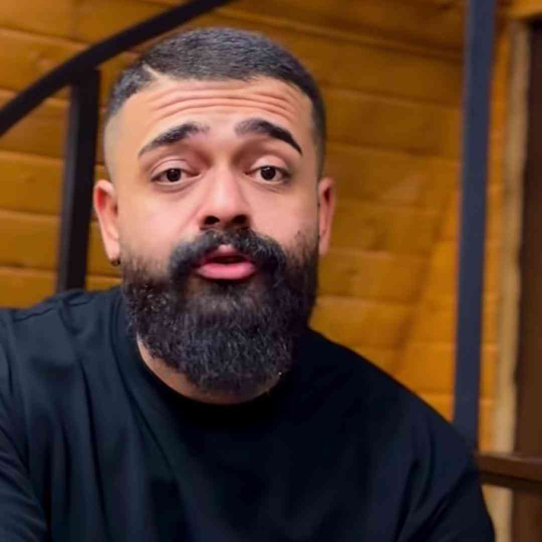 دانلود آهنگ چقد تو نداری حسرت کشیدم انقد خستم از علیراد