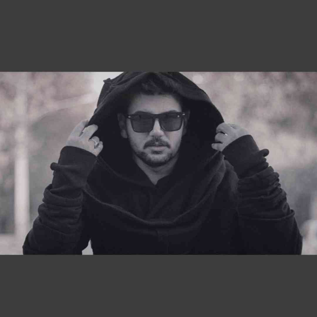 دانلود آهنگ داینی از مسیحا روزبه