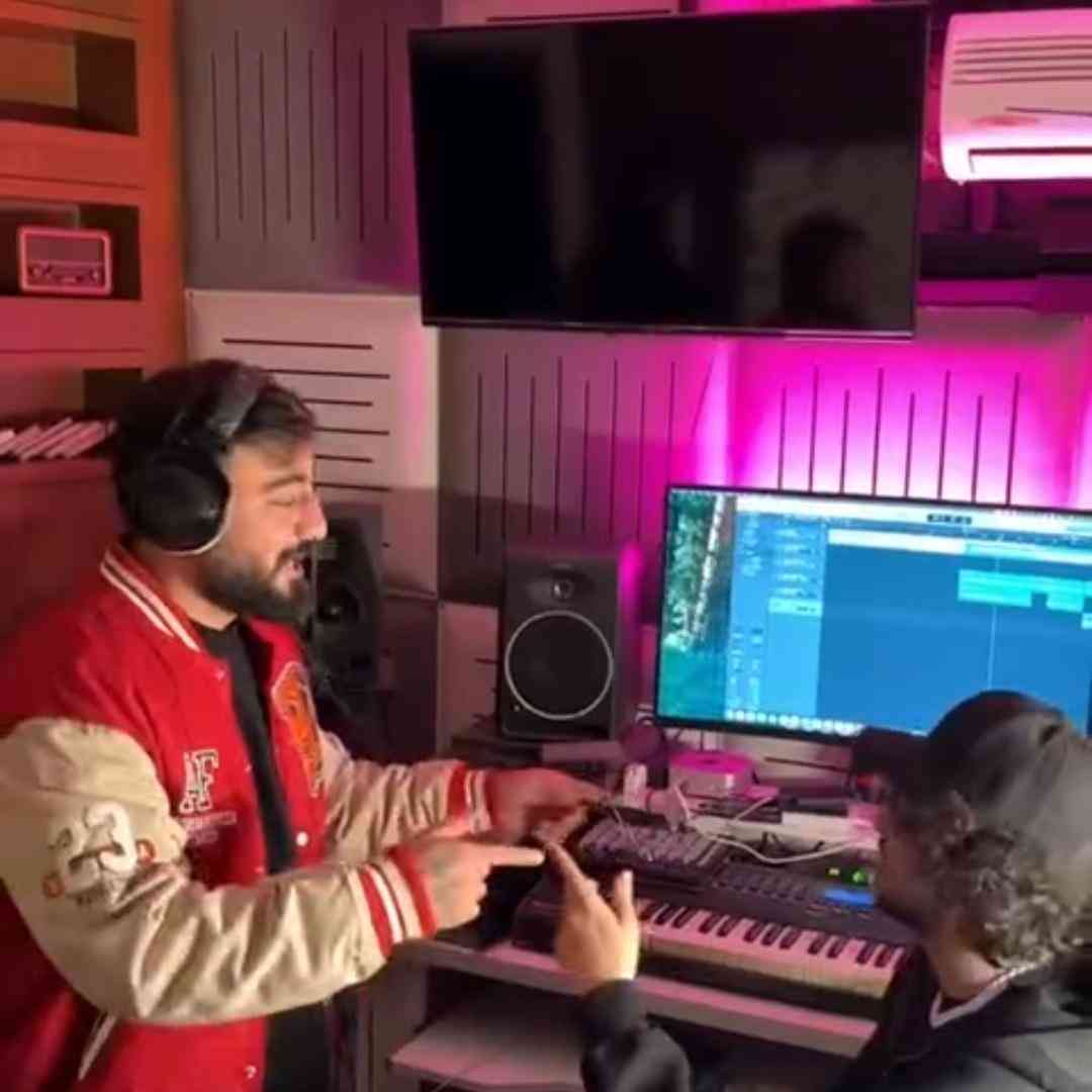 دانلود آهنگ تو دلی منی نازار گیان از رامین تجنگی