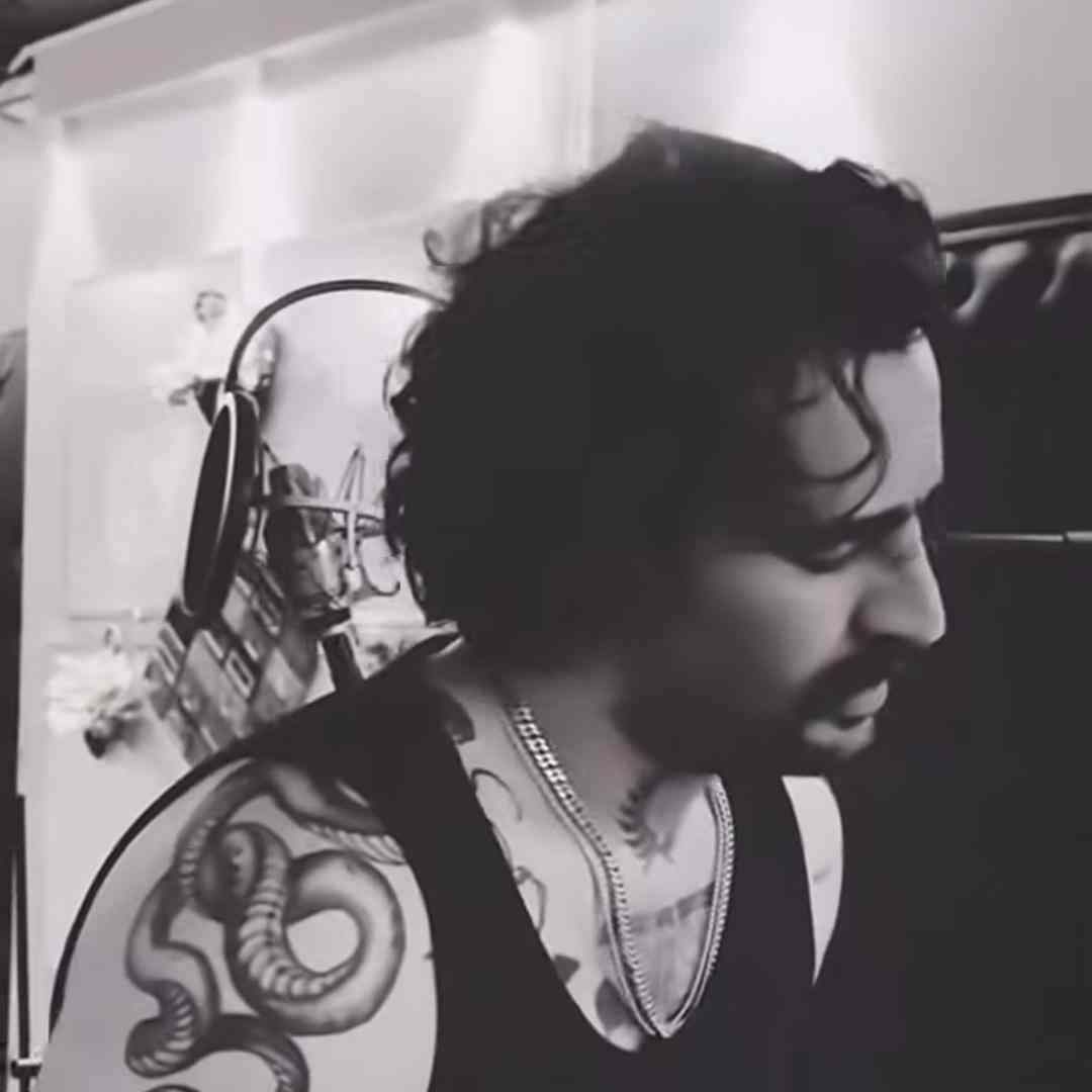 دانلود آهنگ آمبولانس هتیه لشم بکیشی از وحید عباسی