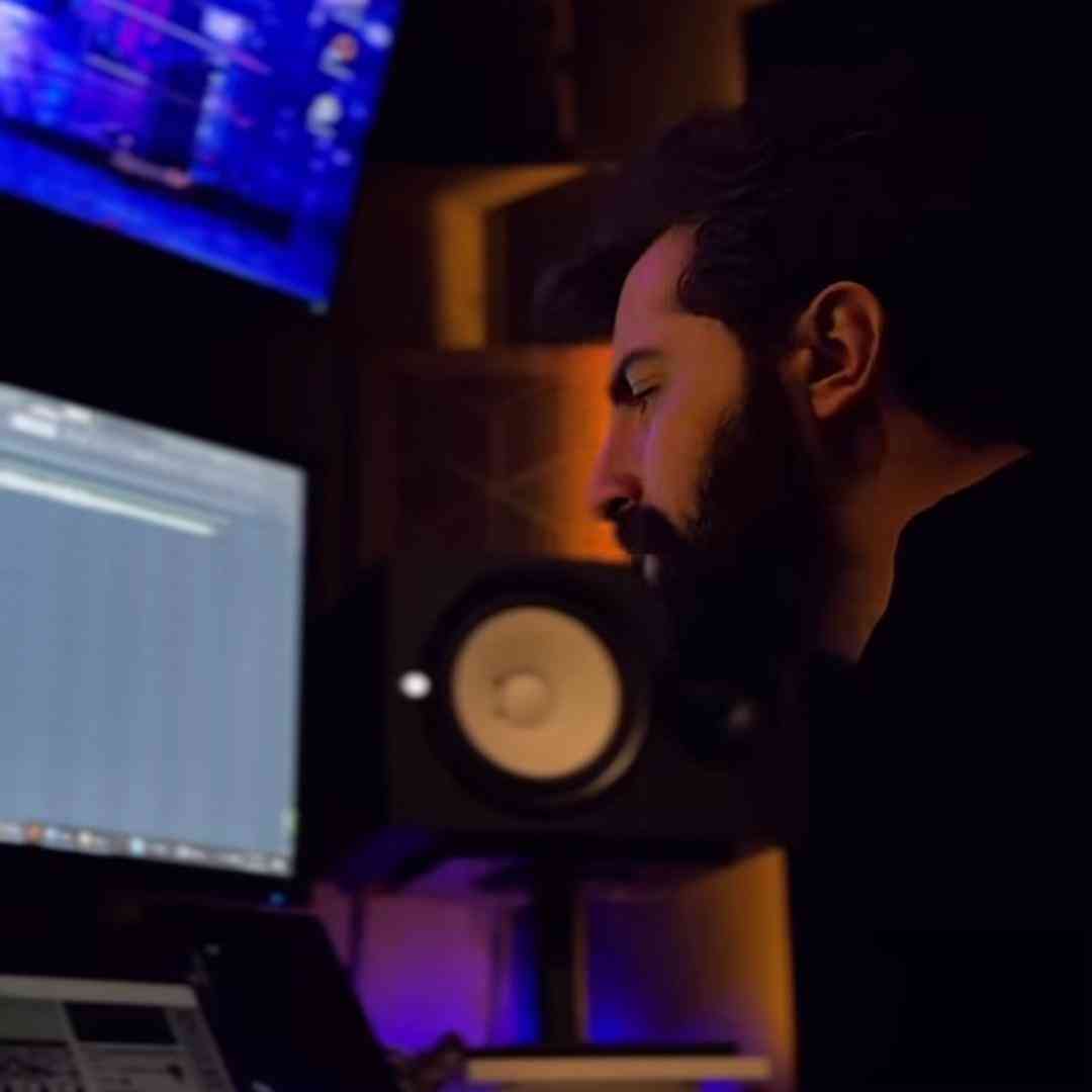 محسن نصری هزارون شاخه گل پرپر چقدر چشم مونده