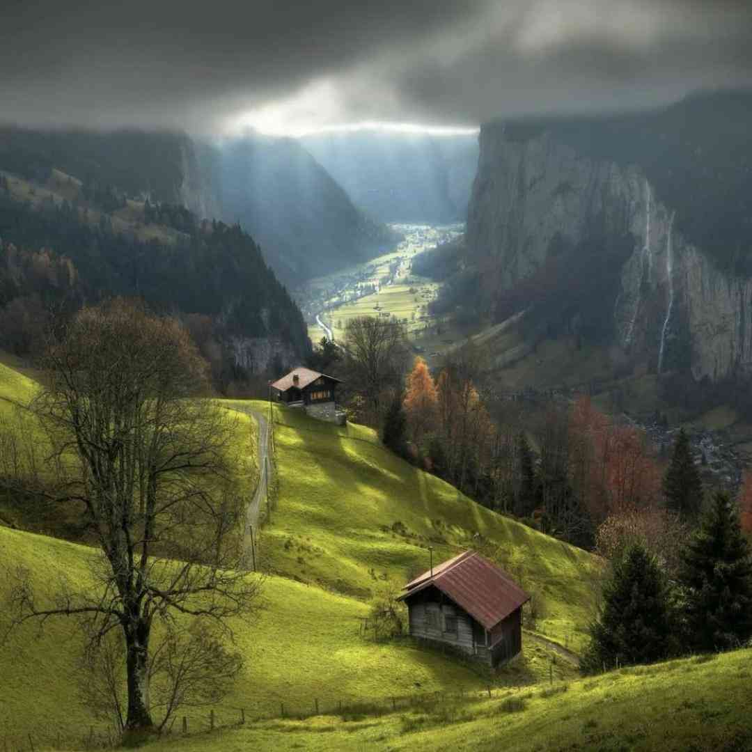 دانلود ریمیکس خون به مغزم نمیرسه دیوونه میشم گاهی وقتا