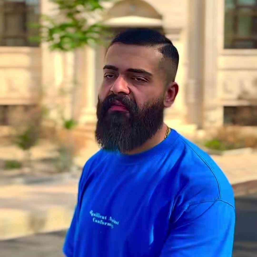 علیراد وطنم پر زخمه و پر ترکش حتی موتورم