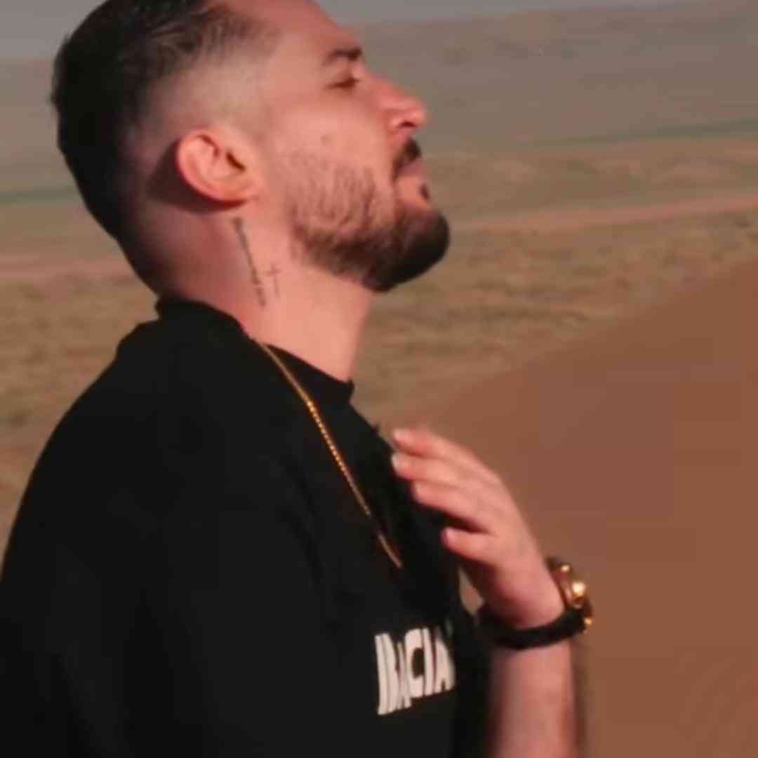هومن آدینه آهن پرست